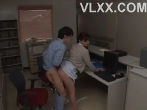 Cô ấy nói: Họ đều gọi tôi là em bé